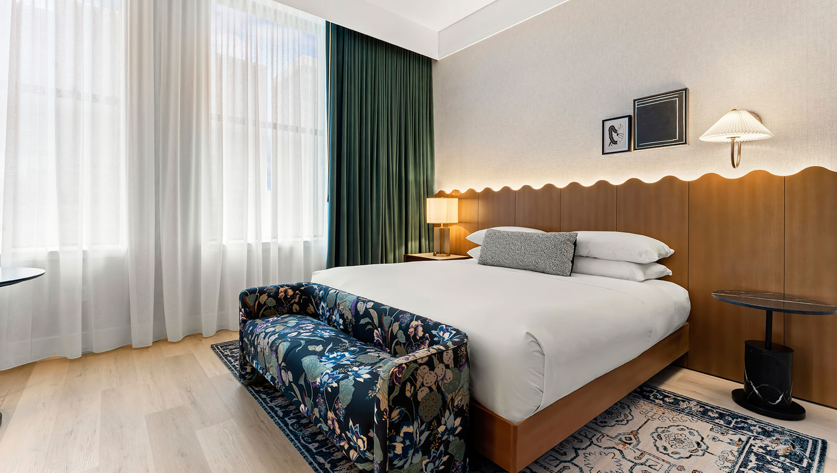 Monaco Baltimore King Bed